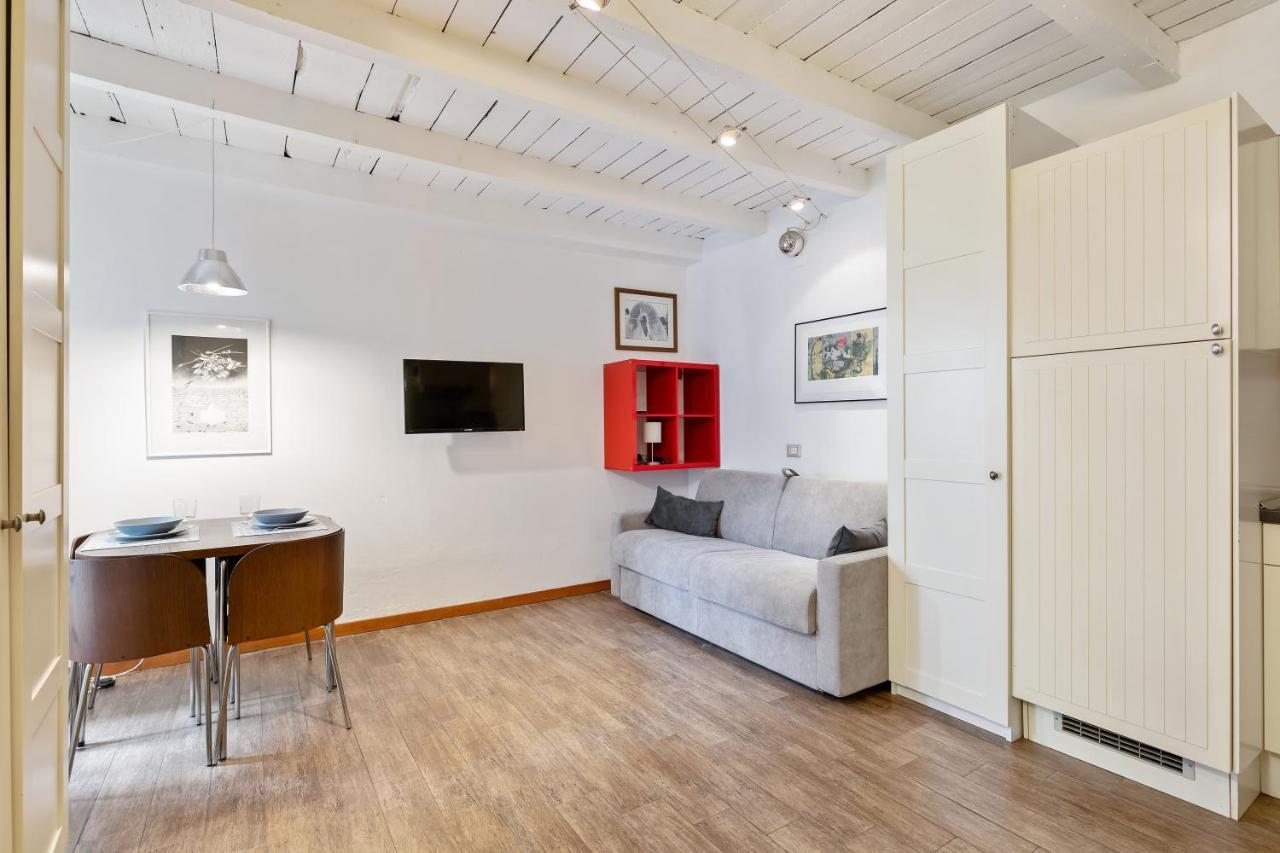 Joivy Beautiful Studio For 2 Near Sempione Park ميلان المظهر الخارجي الصورة